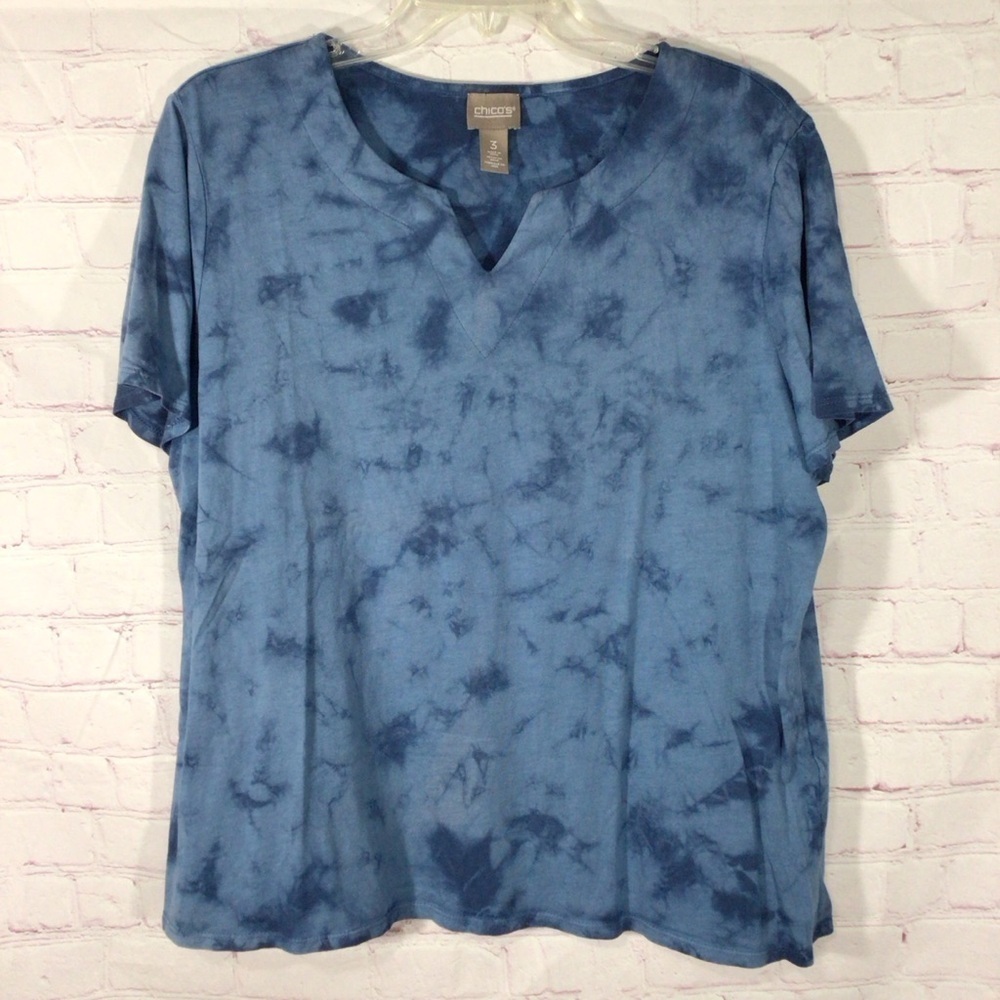 Chico’s Short Sleeve V-Neck Blue Tie-Dye Top - Size 3